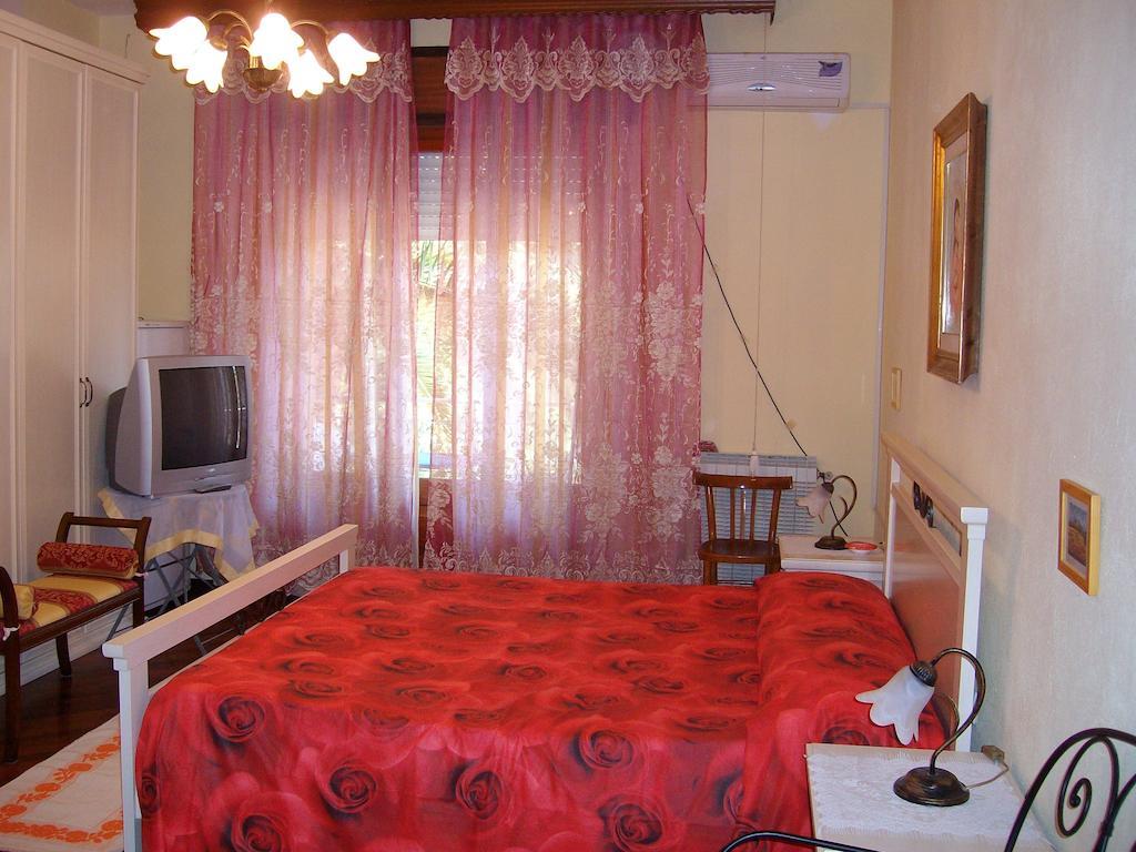 Sa Domu Sarda Casa Vacanza Piscinas Zimmer foto