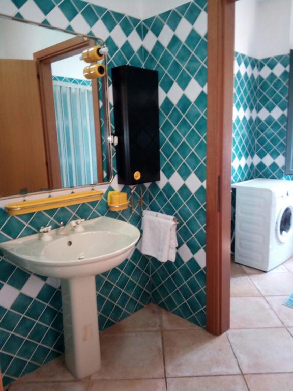 Sa Domu Sarda Casa Vacanza Piscinas Exterior foto
