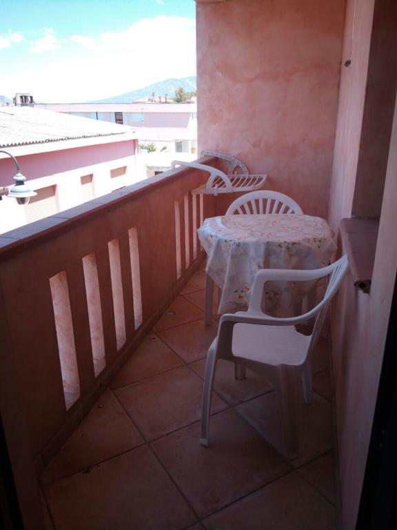 Sa Domu Sarda Casa Vacanza Piscinas Exterior foto